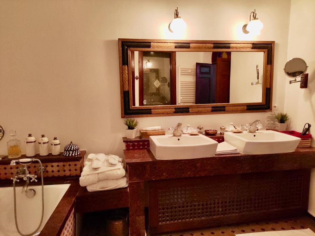 Riad Le Calife Фес Экстерьер фото